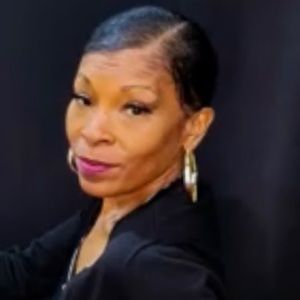 Meet your Posher, Schelle